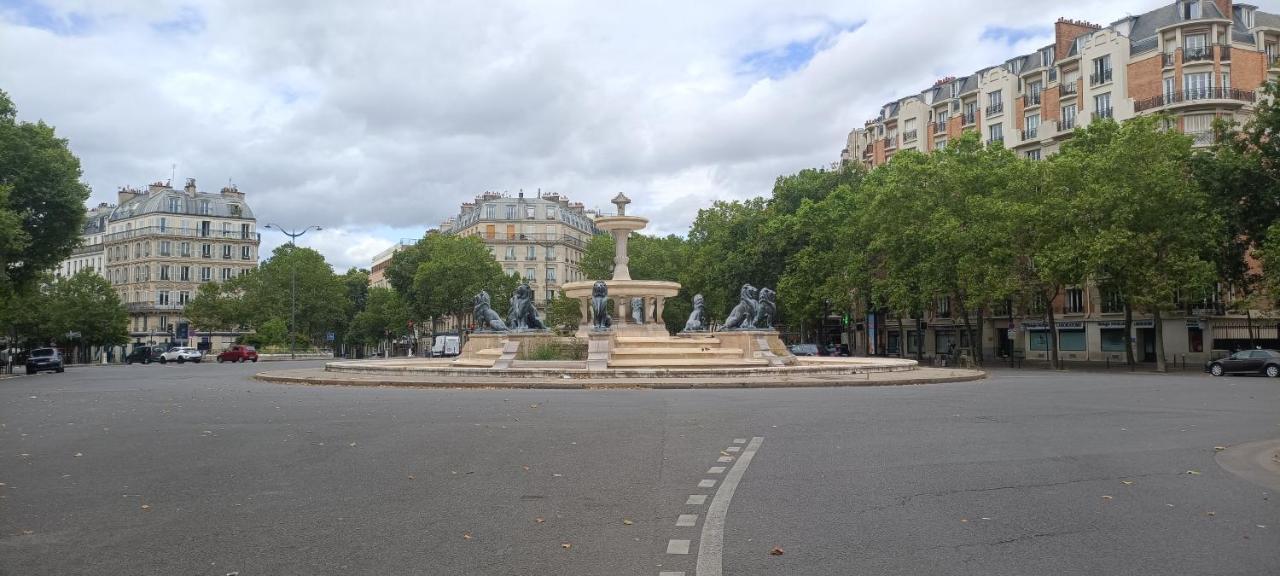 Paris Comfortable Studio Exterior photo